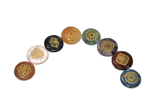 Healing Crystals - Wholesale Seven Chakra Round Set 8 Pieces