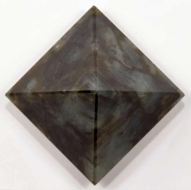 Labradorite Pyramid Per Kg