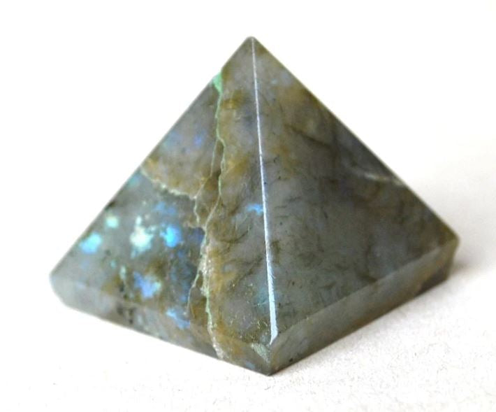 Labradorite Pyramid Per Kg